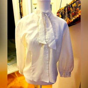White Nylon Vintage Woman’s blouse